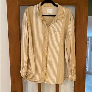 American Eagle Beige Striped Button-Up Shirt